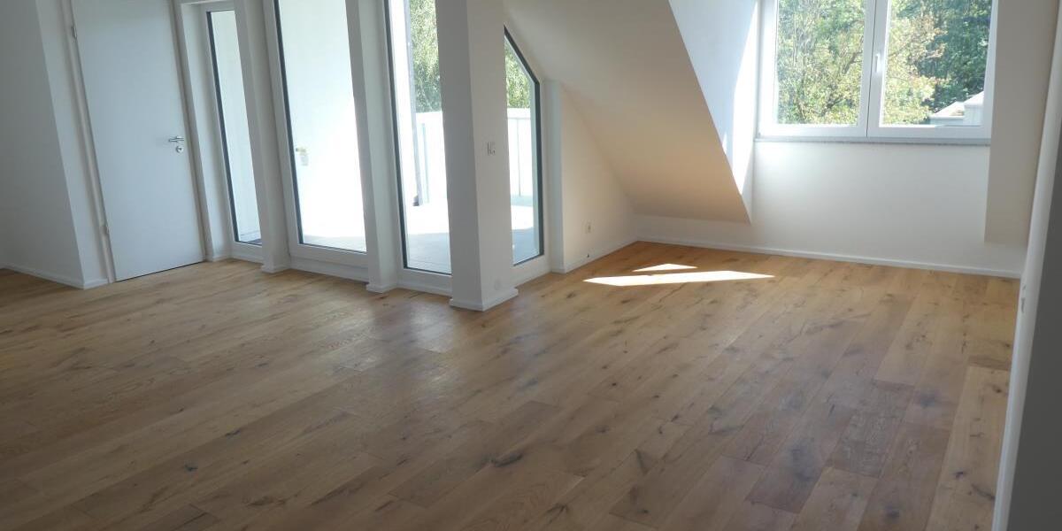 Neue Dachgeschosswohnung mit Flair im Energiesparhaus mit moderner Heiztechnik in Bonn - Dachgeschoßwohnung Bonn Dransdorf | Angebot:24049014