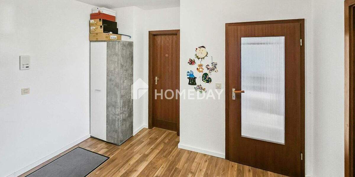 Etagenwohnung Sankt Augustin Mülldorf - 4 Zimmer, 115 m&sup2;, 299.000&euro; | Angebot:24566399