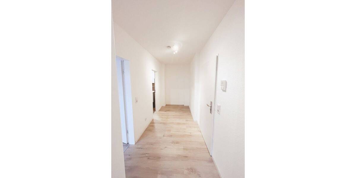 Lichtdurchflutete Wohnung | Tiefgarage | Einbauküche | modernes Bad | XXL-Balkon | PROVISIONSFREI 2 zimmer