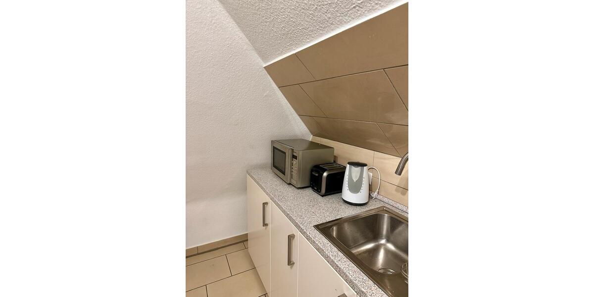 Dachgeschoßwohnung Köln Lindenthal - 2 Zimmer, 55 m&sup2;, 1.330&euro; | Angebot:23484096