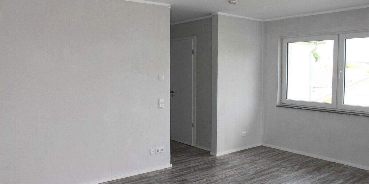 Etagenwohnung Königswinter Thomasberg - 3 Zimmer, 94 m&sup2;, 1.240&euro; | Angebot:24376522