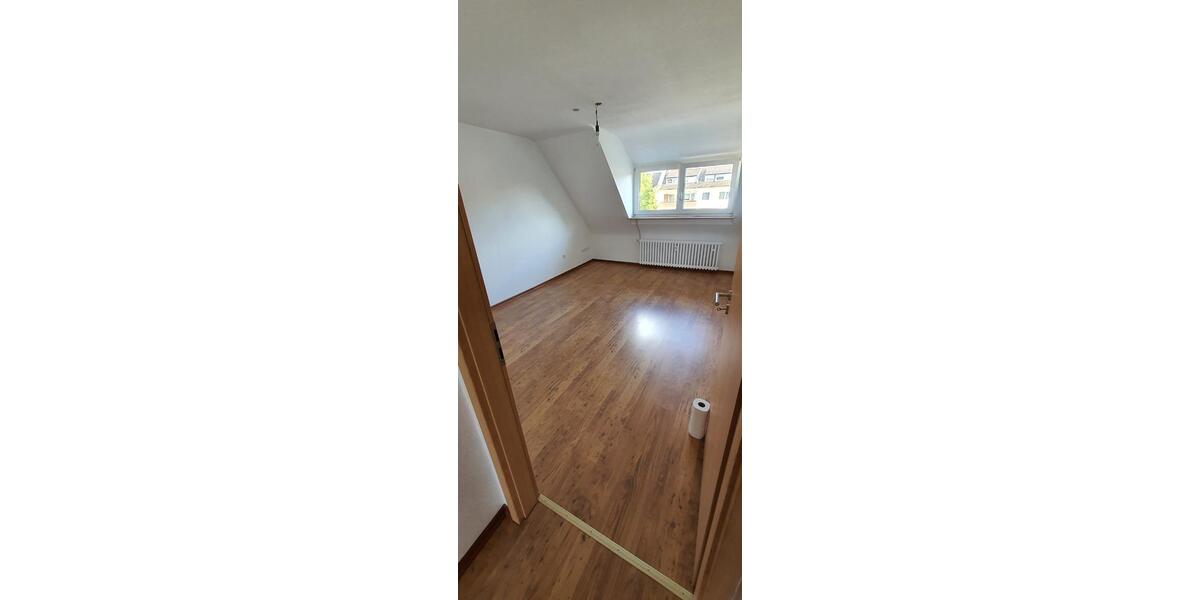 Dachgeschoßwohnung Köln Kalk - 2 Zimmer, 51 m&sup2;, 199.000&euro; | Angebot:24478670