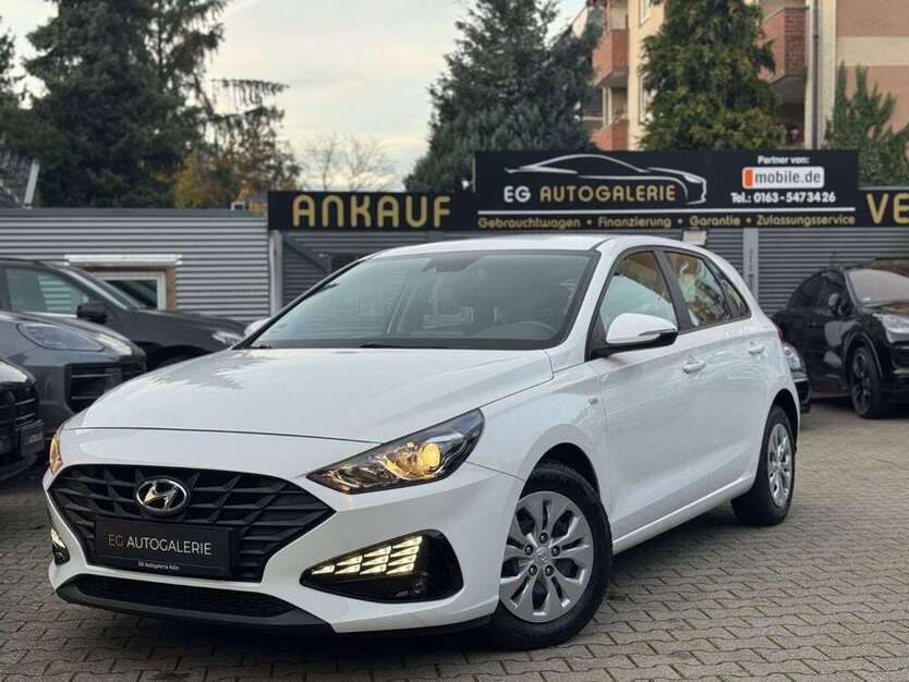 Hyundai i30 60.193 km 14.850 € Köln 51109
