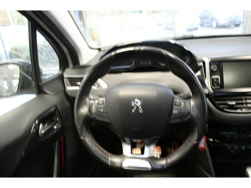 Peugeot 208 Blue-HDi 120 Allure GT Line 133.075 km 8.480 € Euskirchen 53881