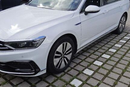 VW Passat 139.890 km 17.340 € Eitorf 53783
