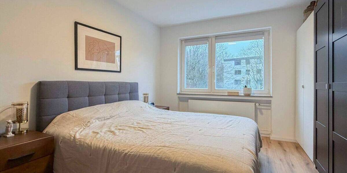 Etagenwohnung Bonn Heiderhof - 3 Zimmer, 84 m&sup2;, 330.000&euro; | Angebot:26129550