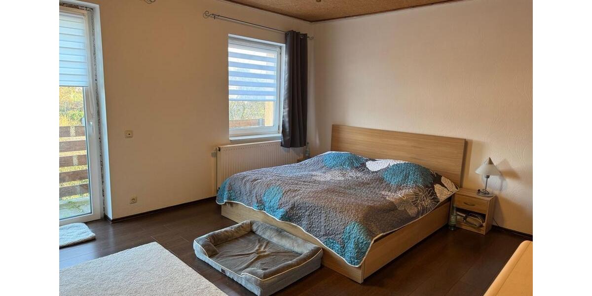 Etagenwohnung Euskirchen Dom-Esch - 3 Zimmer, 105 m&sup2;, 1.310&euro; | Angebot:25756635