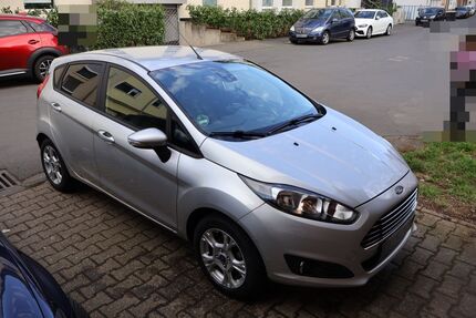 Ford Fiesta 65.600 km 6.200 &euro; Bonn 53121