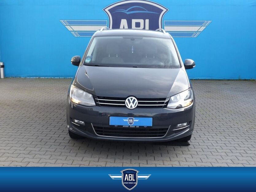 VW Sharan 258.000 km 11.990 € Bergisch Gladbach 51429