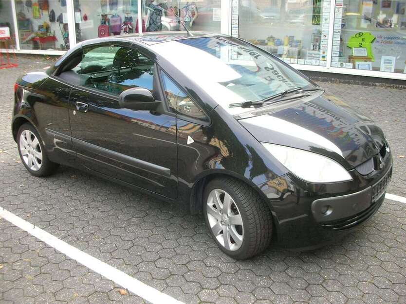 Mitsubishi Colt 122.000 km 1.900 € Bonn 53115