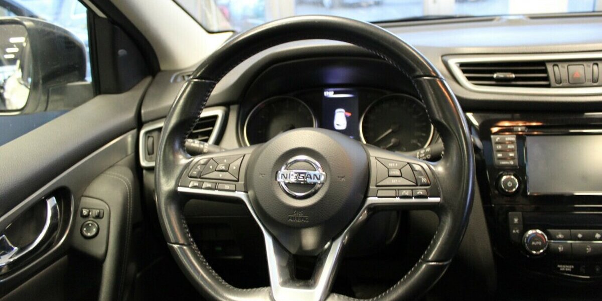 Nissan Qashqai 1.2 DIG-T 2WD Aut. - Panorma - 101.196 km 14.980 &euro; Euskirchen 53881