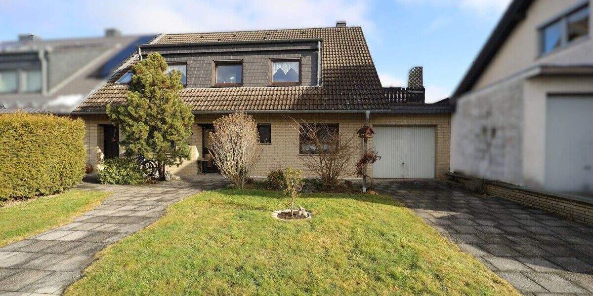 Mehrfamilienhaus, Wohnhaus Swisttal Heimerzheim - 6 Zimmer, 211 m&sup2;, 398.000&euro; | Angebot:25772205