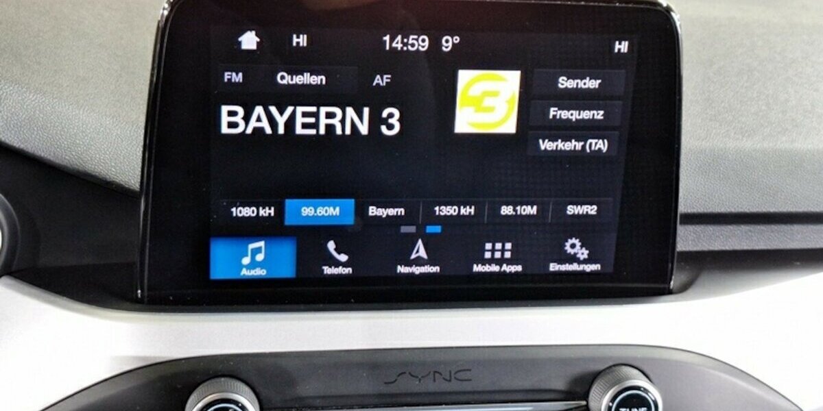 Ford Focus Navi+Temp+Sitzh+Spurh+CarPlay+6xServ+1H+E6 93.000 km 11.500 &euro; Erftstadt 50374