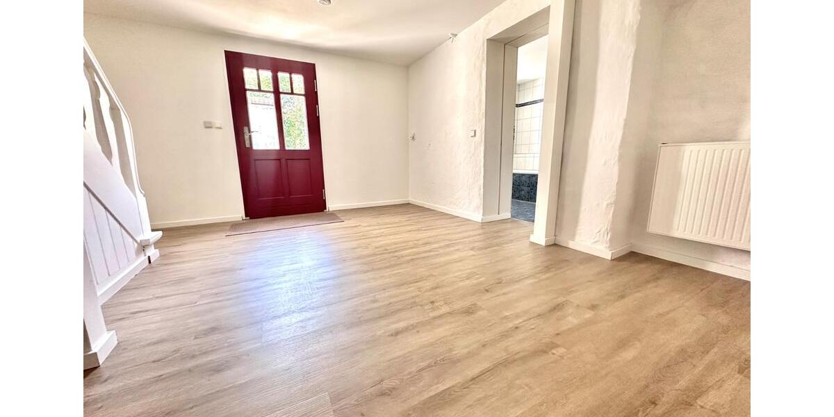 Bauernhaus, Landhaus Hennef (Sieg) - 5 Zimmer, 180 m&sup2;, 489.000&euro; | Angebot:26974000