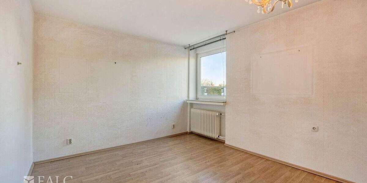 Reihenendhaus Köln Ossendorf - 6 Zimmer, 181 m&sup2;, 599.000&euro; | Angebot:24581055