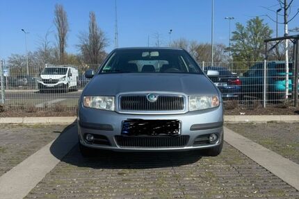 Skoda Fabia 148.945 km 2.300 &euro; Bonn 53117