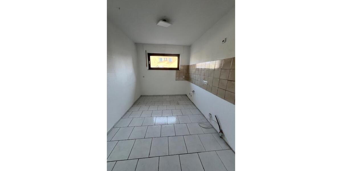 Erdgeschoßwohnung Hürth - 2 Zimmer, 75 m&sup2;, 740&euro; | Angebot:25903381