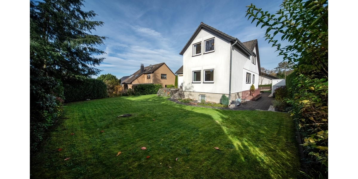 Charmantes Zweifamilienhaus mit gepflegtem Garten – Viel Platz, ruhige Lage in idyllischer Waldnähe - Zweifamilienhaus Rheinbreitbach | Angebot:23660349