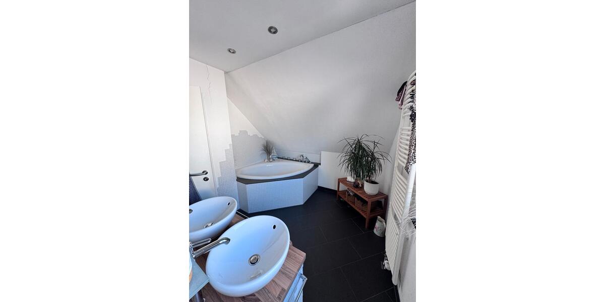 Einfamilienhaus Neunkirchen-Seelscheid Seelscheid - 5 Zimmer, 140 m&sup2;, 595.000&euro; | Angebot:25616706