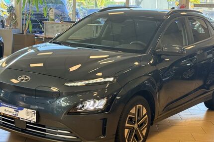 Hyundai KONA 22.680 km 24.500 € Hennef 53773