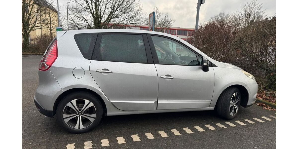 Renault Scenic 138.000 km 3.499 &euro; Bonn 53227