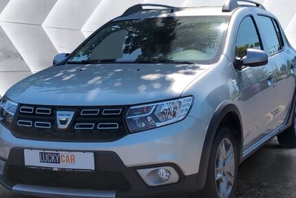 Dacia Sandero 14.800 km 8.890 &euro; Troisdorf 53840