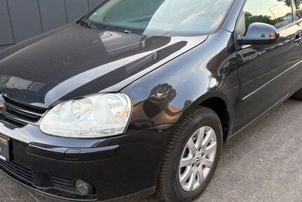 VW Golf 191.765 km 2.990 &euro; Köln 51061