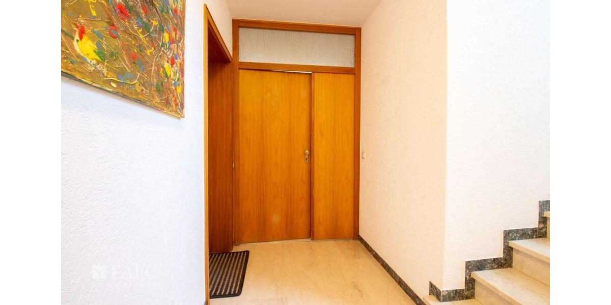 Etagenwohnung Bad Breisig - 3 Zimmer, 97 m&sup2;, 1.000&euro; | Angebot:26236440