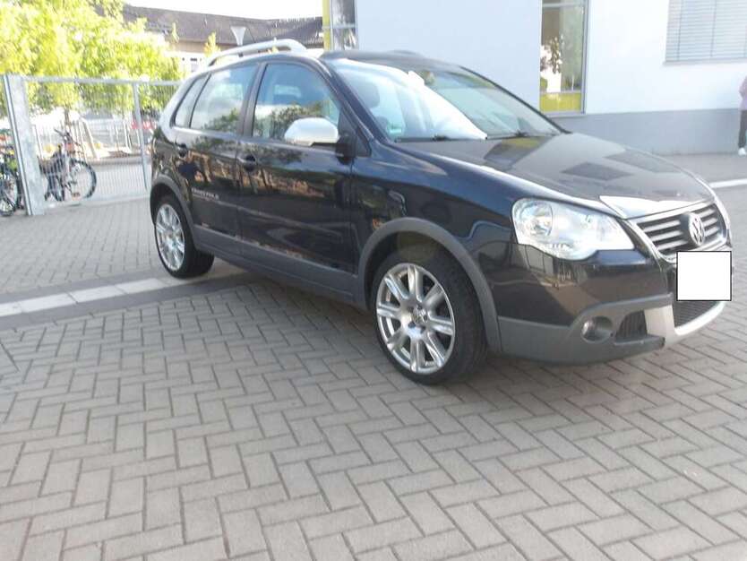VW Polo Cross 134.000 km 4.950 € Siegburg 53721