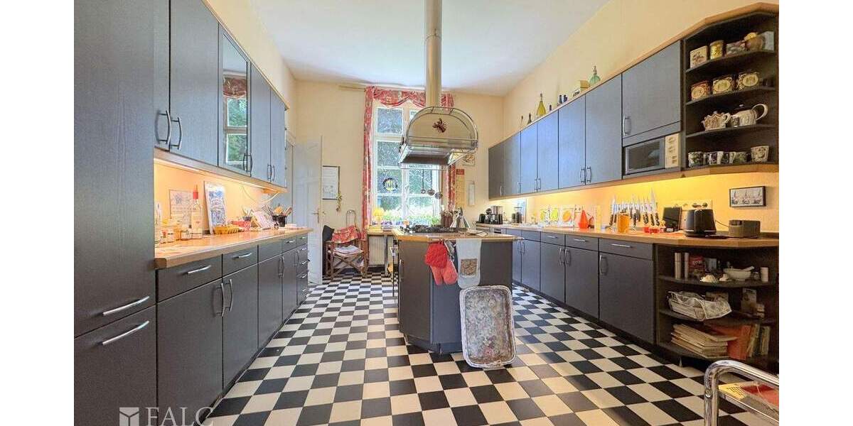 Mehrfamilienhaus, Wohnhaus Bonn Mehlem - 1 Zimmer, 360 m&sup2;, 3.499.000&euro; | Angebot:25773344