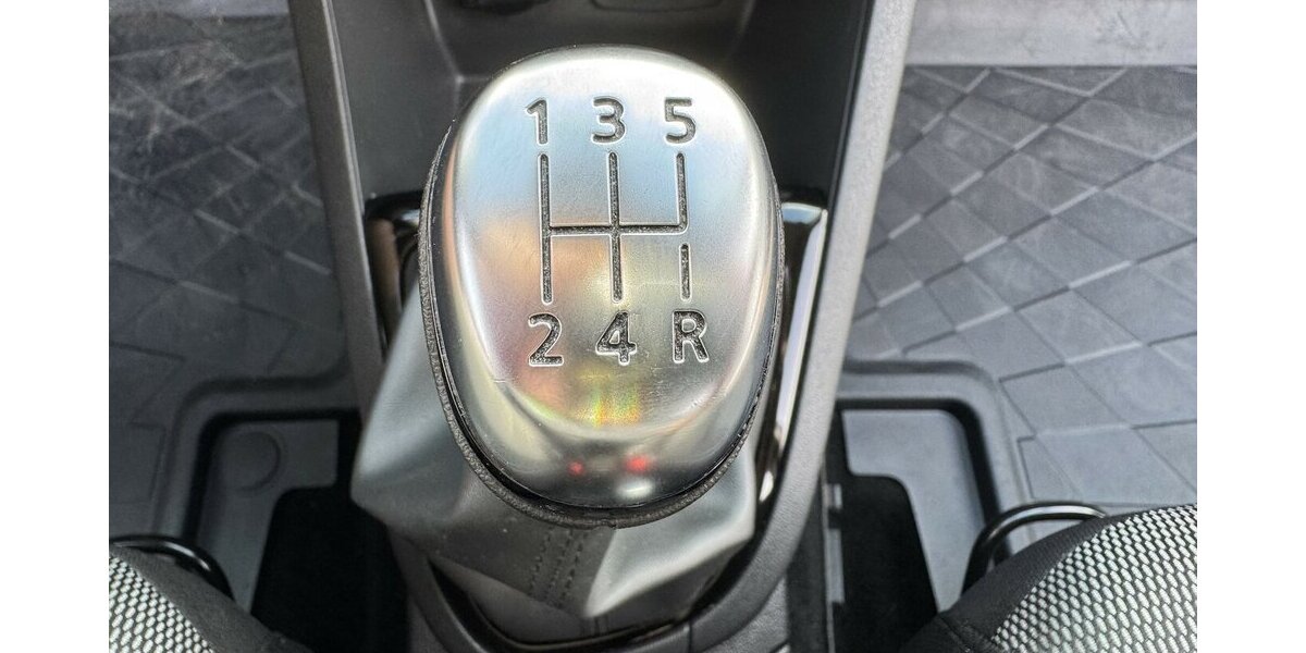 Renault Clio 90 Bose Klima Navi PDC SHZ ServNeu 60tkm 1Hd 60.000 km 11.500 &euro; Erftstadt 50374