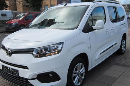 Toyota Proace City 167.400 km 15.990 &euro; Köln 51105