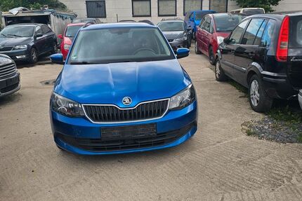 Skoda Fabia 232.000 km 5.300 &euro; Bonn 53227