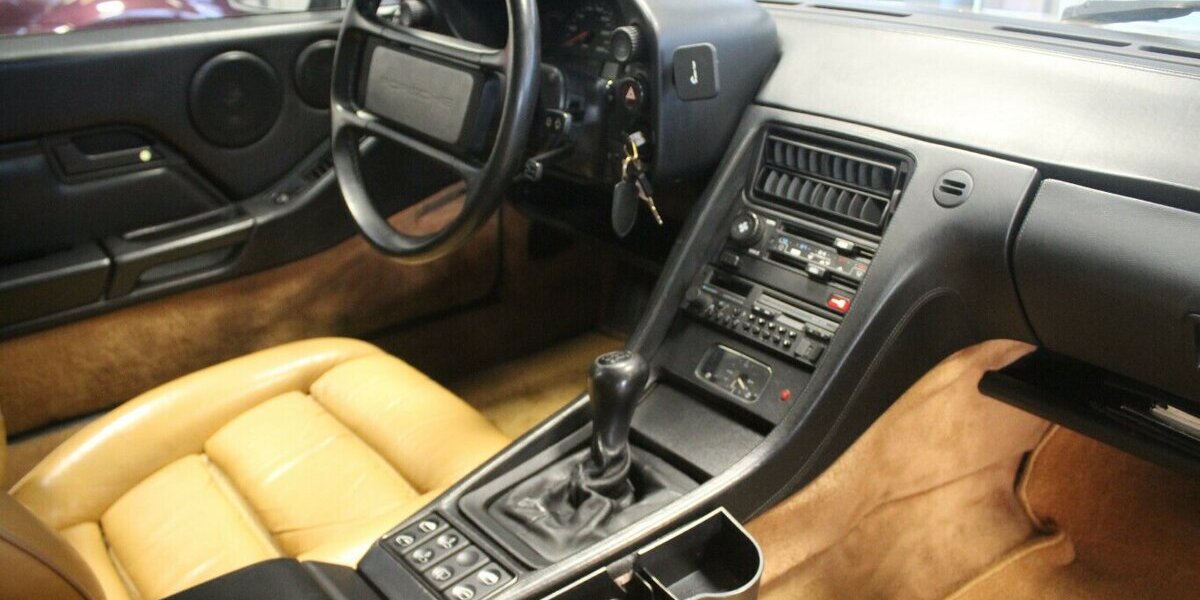 Porsche 928 GT - OLDTIMER - Schiebedach - Klima - 122.303 km 39.980 &euro; Euskirchen 53881