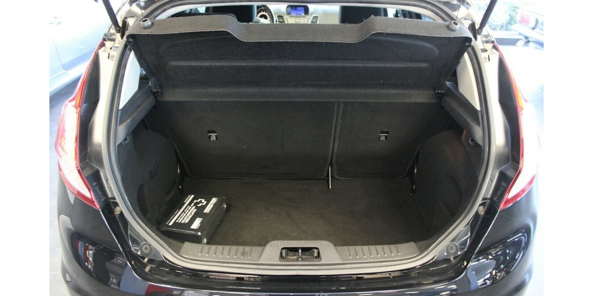 Ford Fiesta 1.25 Celebration - Navi - SHZ - 137.250 km 6.980 &euro; Euskirchen 53881