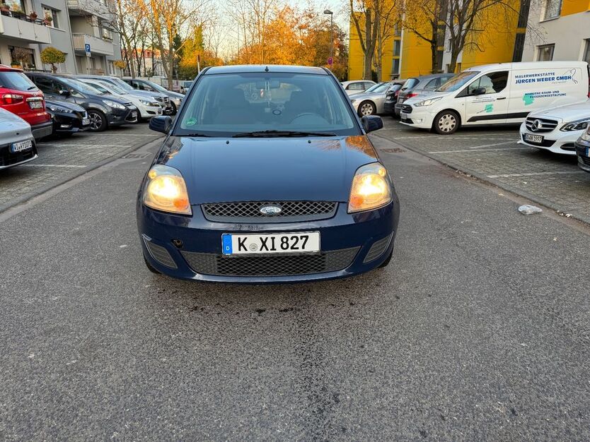 Ford Fiesta 153.494 km 1.400 € Köln 50827
