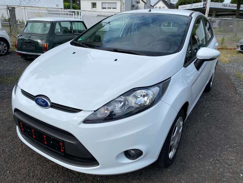 Ford Fiesta 69.000 km 4.850 € Sankt Augustin 53757