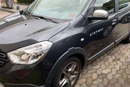 Dacia Lodgy 66.000 km 9.999 &euro; Wachtberg 53343
