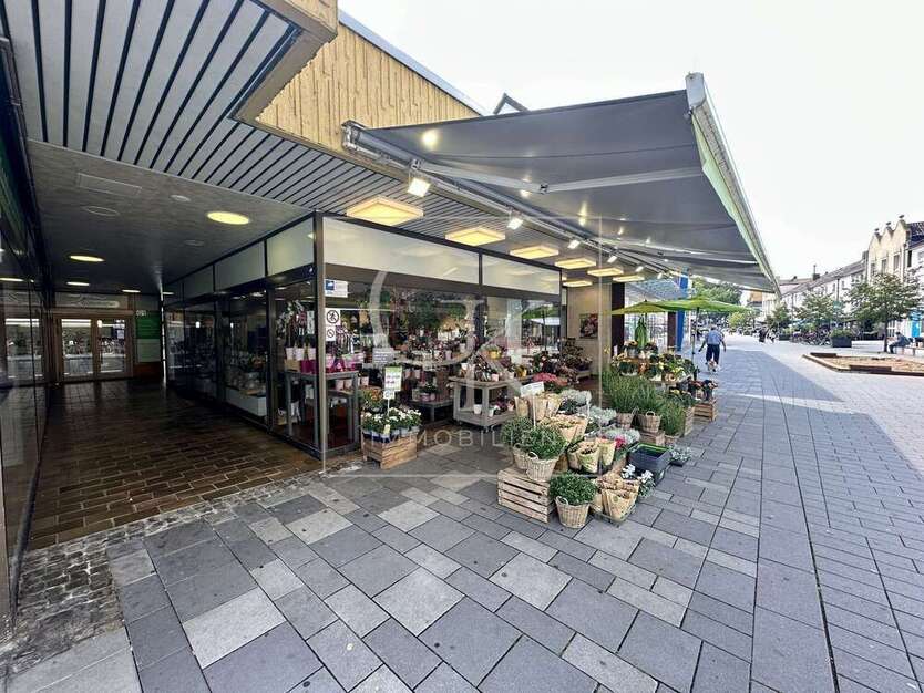 Einzelhandel in Wesseling 385.000 € 261 m²