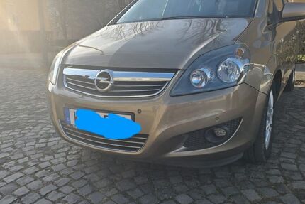 Opel Zafira 237.000 km 3.199 &euro; Köln 51065