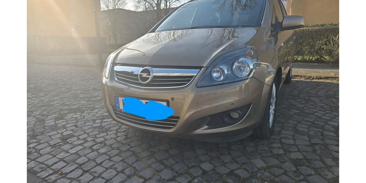 Opel Zafira 237.000 km 3.199 &euro; Köln 51065
