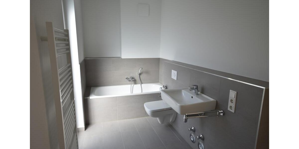 Etagenwohnung Bonn Dransdorf - 4 Zimmer, 127 m&sup2;, 1.695&euro; | Angebot:25756973