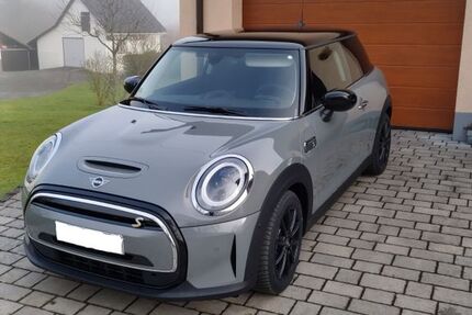 Mini Cooper SE 80.000 km 15.500 &euro; Hirz-Maulsbach 57635