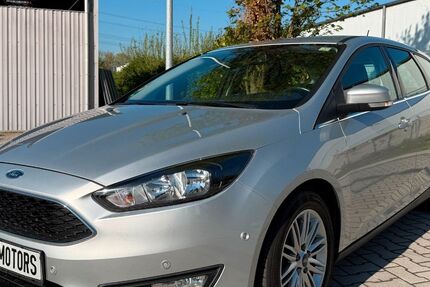 Ford Focus 142.000 km 6.900 &euro; Troisdorf 53842