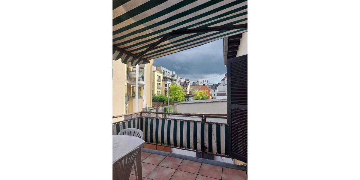 Etagenwohnung Siegburg - 3 Zimmer, 83 m&sup2;, 715&euro; | Angebot:26672294