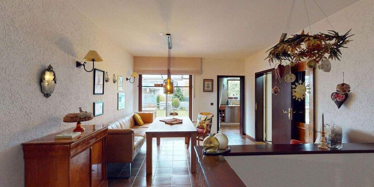 Bungalow Erftstadt Kierdorf - 8 Zimmer, 145 m&sup2;, 599.000&euro; | Angebot:24765539