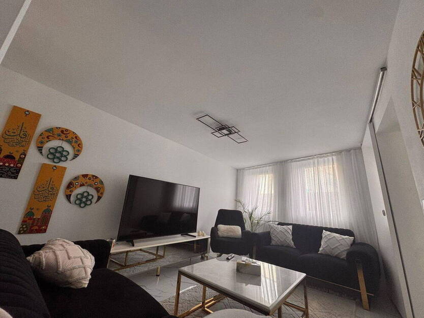 Charmantes Einfamilienhaus mit sonnigem Garten& EinliegerWohnung