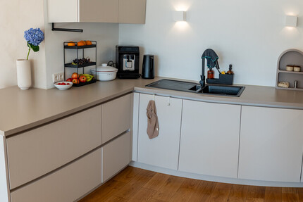 Moderne Erdgeschosswohnung mit Sauna & Garten 2 zimmer