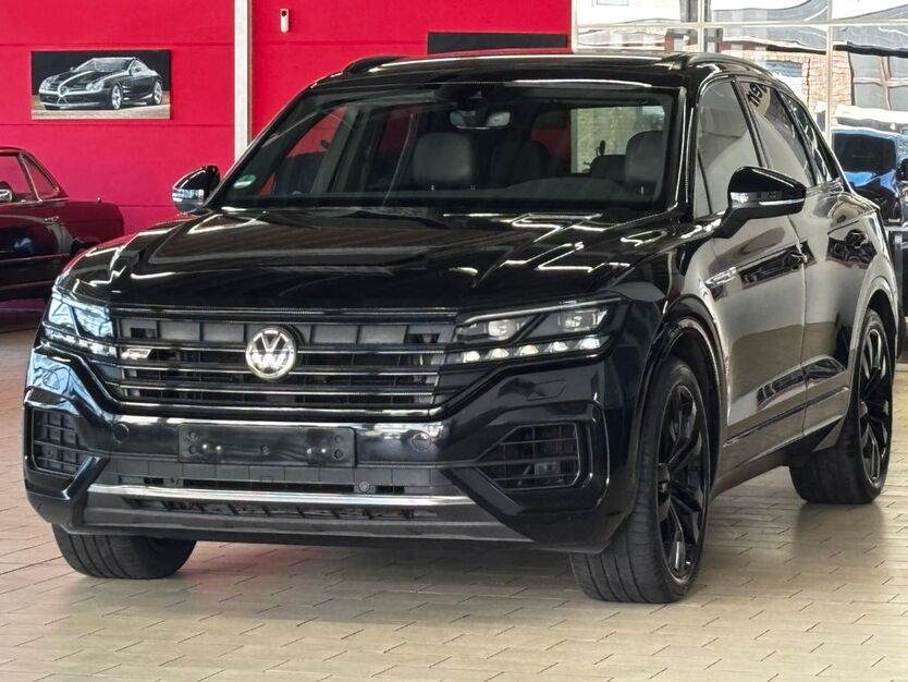 VW Touareg 165.000 km 44.850 € Köln 50739