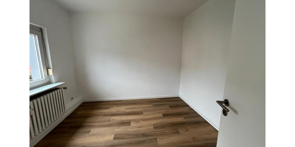 Etagenwohnung Grafschaft - 3 Zimmer, 80 m&sup2;, 1.200&euro; | Angebot:25410989